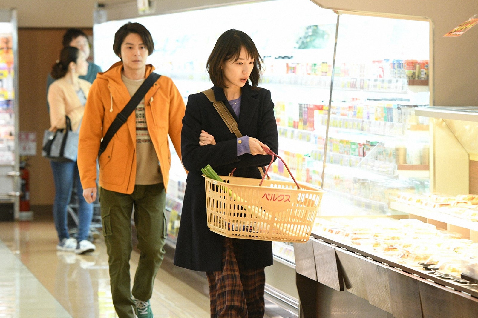 小池徹平、戸田恵梨香／「大恋愛～僕を忘れる君と」第8話より（C）TBS