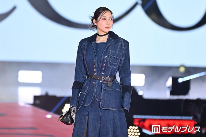 ファーストサマーウイカ(C)モデルプレス