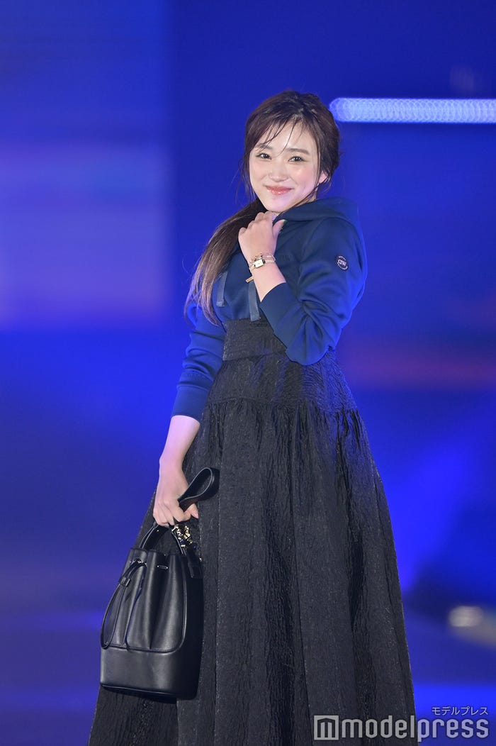 矢吹奈子(C)モデルプレス