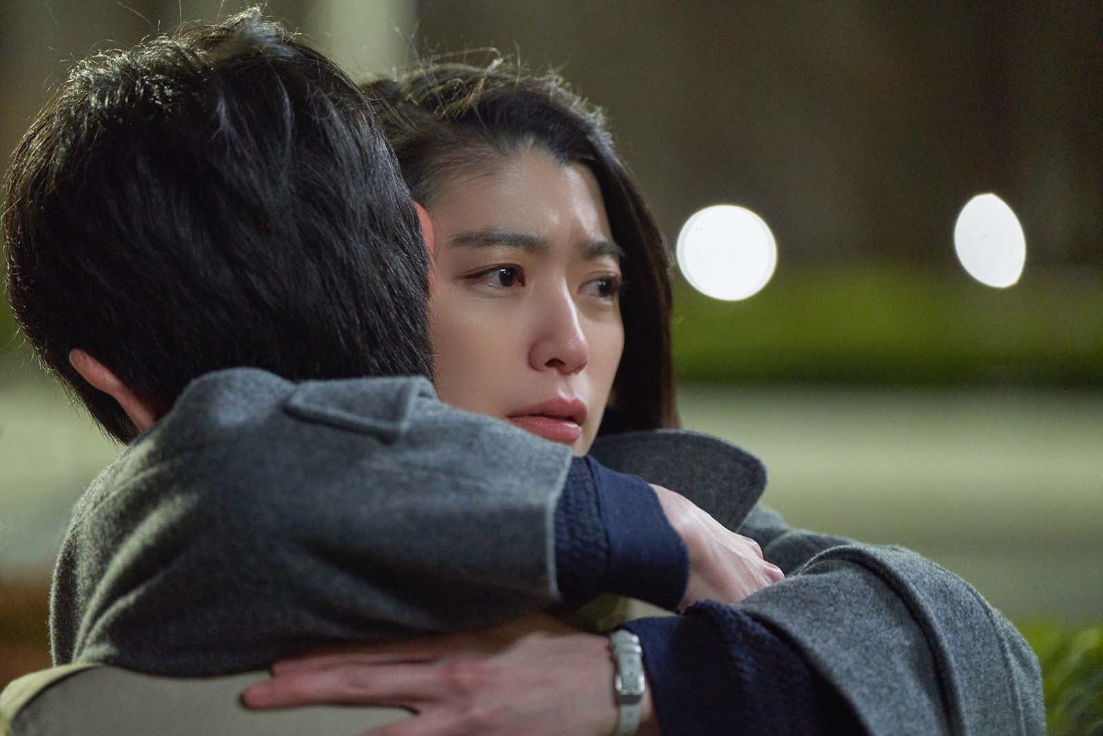 成海璃子「アイのない恋人たち」第7話より（C）ABCテレビ