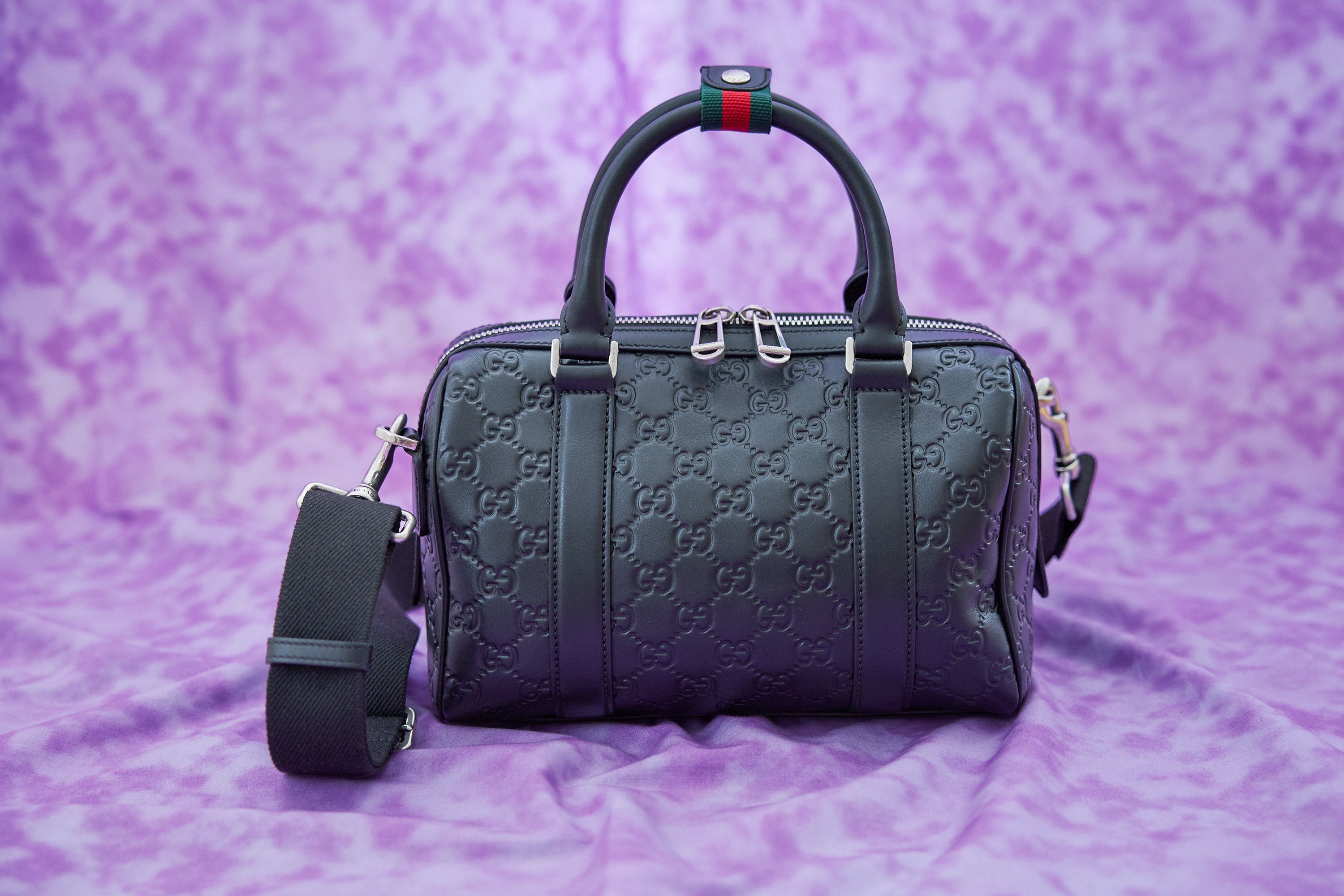 伝統を纏い、未来へ進むグッチ──2026年春、バッグと財布の最新事情