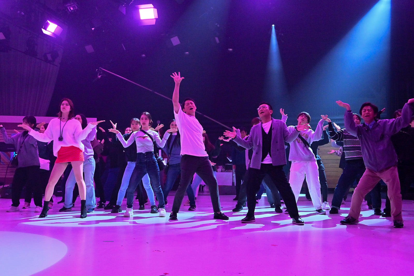 山本耕史、八嶋智人「不適切にもほどがある！」第3話より（C）TBS