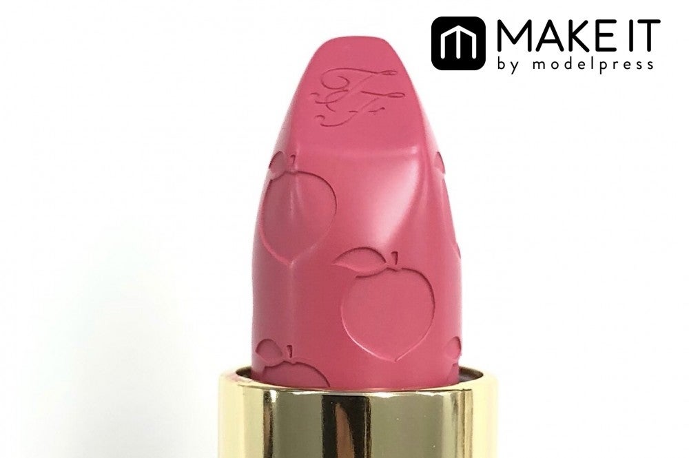 Too Faced／ジューシー マット ロングウェア リップスティック／メークアップ ミー ハッピー (C)メイクイット