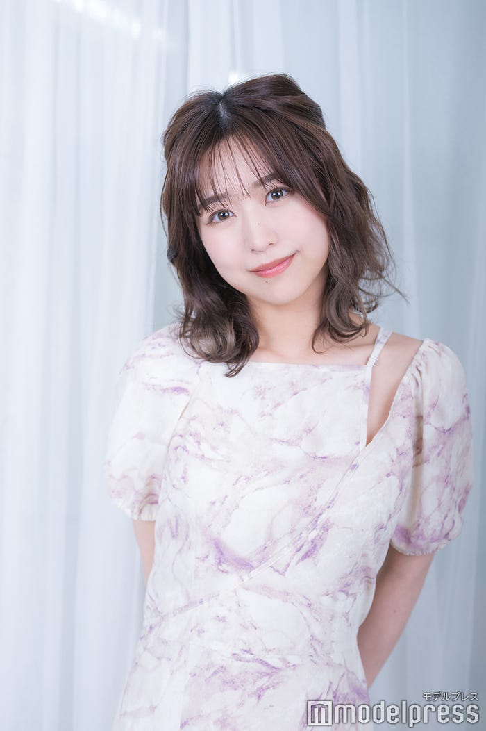 篠崎彩奈(C)モデルプレス