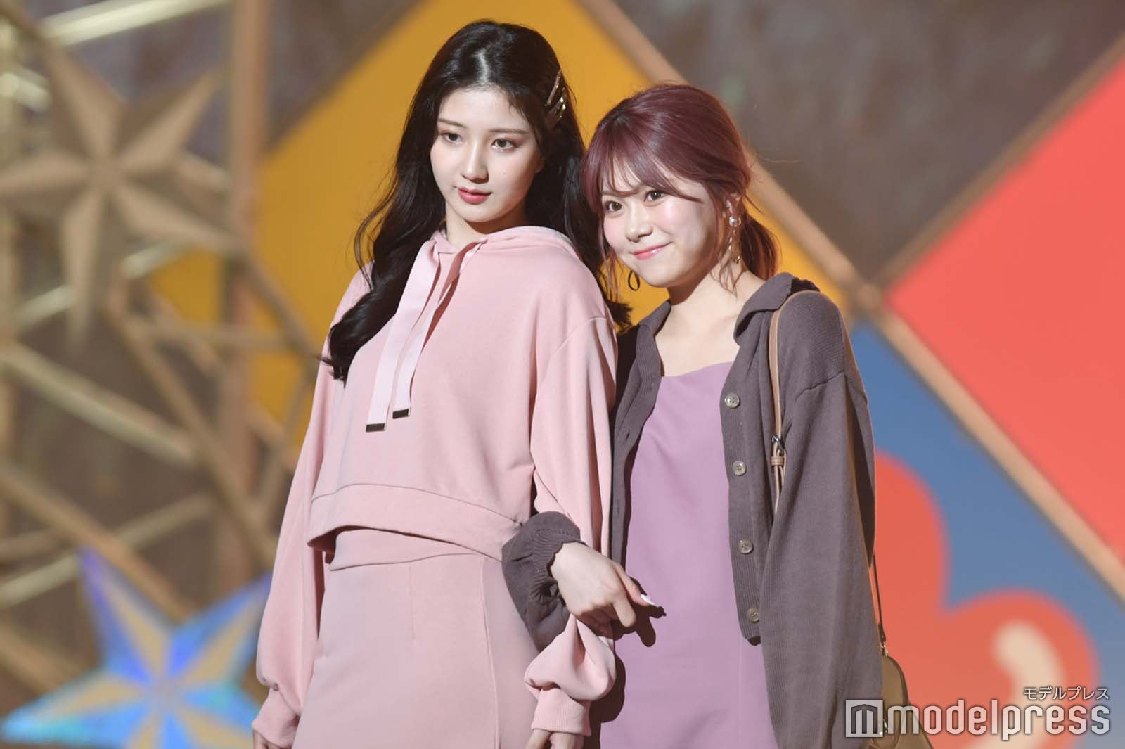 平井桃伽（ももたん）、熊谷真里（まりくま） （C）モデルプレス