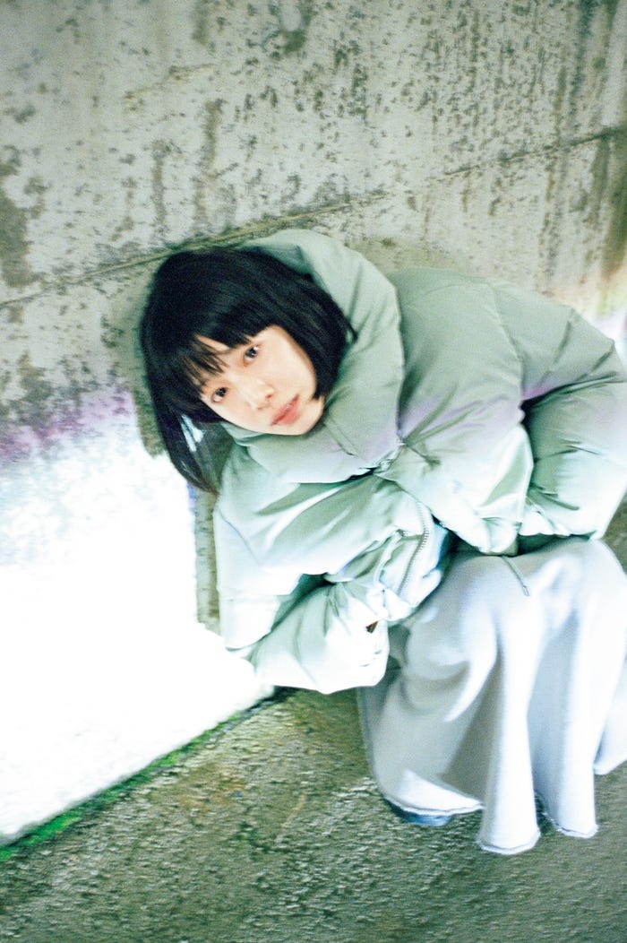 夏帆 写真集『おとととい』STARDUST SHOPPERS購入特典(C)SDP