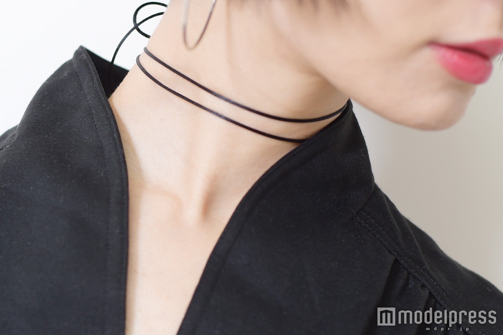 細チョーカーを2本巻き／斎藤有沙（C）モデルプレス
