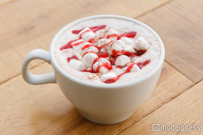 「マシュマロ ホットチョコレート」¥550(税込)(画像提供:EGGS 'N THINGS JAPAN株式会社)