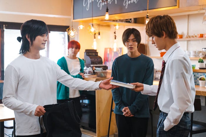 瀬戸利樹、川西拓実、中本悠太、藤岡真威人(C)那多ここね/SQUARE ENIX・ドラマ「クールドジ男子」製作委員会