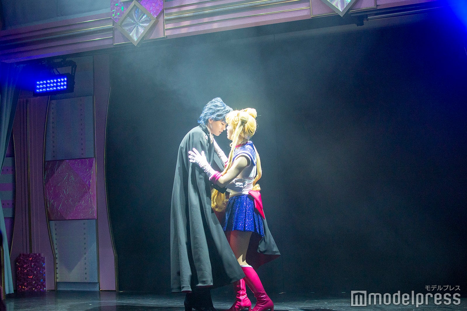 ショーの様子（C）モデルプレス