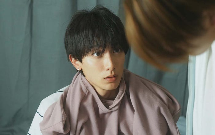 小西詠斗「タカラのびいどろ」第6話より(C)鈴丸みんた/新書館 (C)「タカラのびいどろ」製作委員会