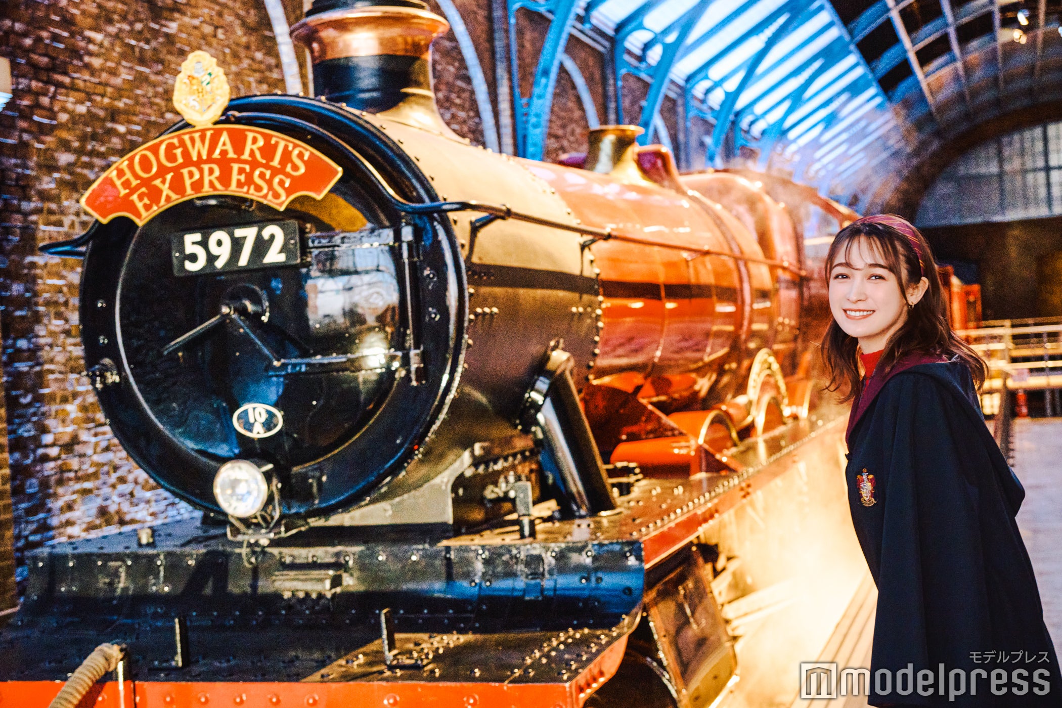 迫力満点の9と3/4番線（C）モデルプレス