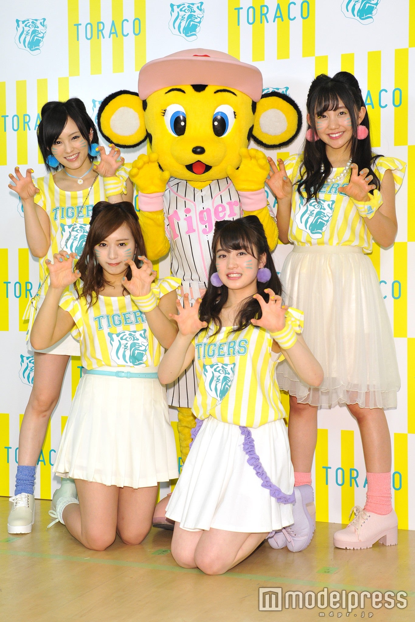 山本彩らNMB48、キュートな「虎コーデ」披露　“売り子”宣言も