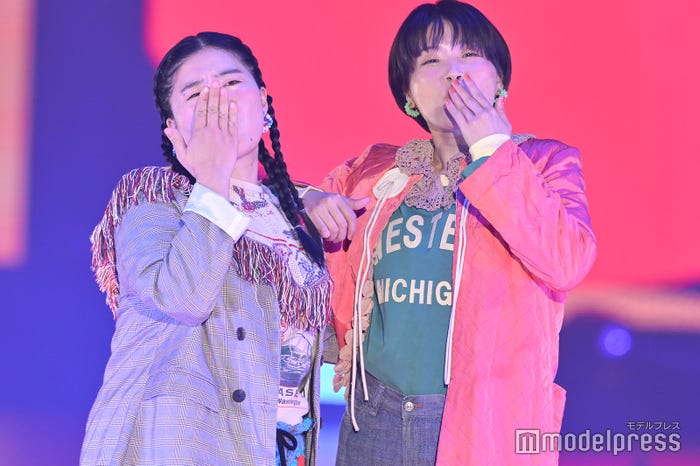 ガンバレルーヤ(よしこ、まひる)(C)モデルプレス