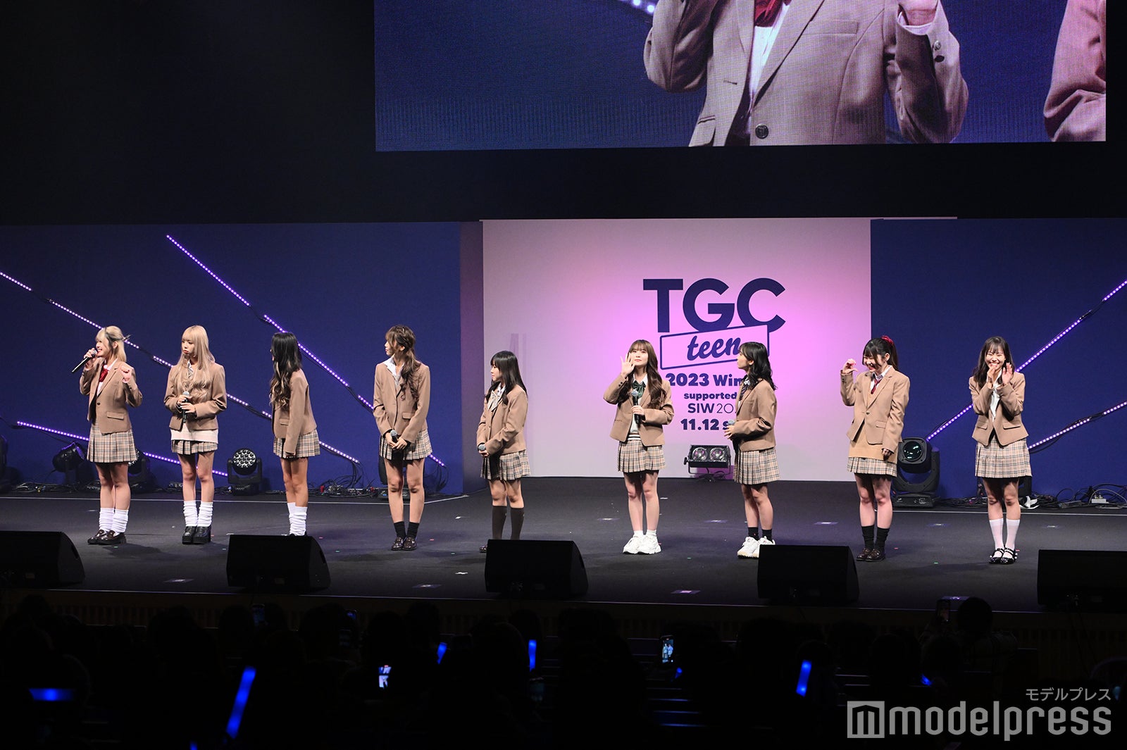 （C）モデルプレス