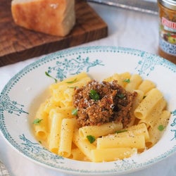 カルディ棚の隠れ名品!イタリア食材の「トラパネーゼペースト」