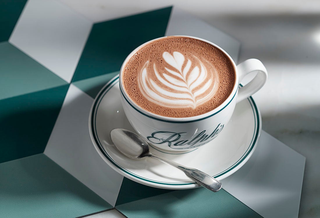 「ラルフズ コーヒー」大阪・心斎橋にオープン　エスプレッソ香る限定スイーツも提供