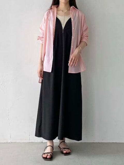 黒ワンピース　コーデ