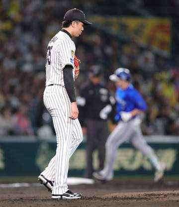阪神3連敗で崖っぷち 屈辱の3戦連続零敗 死球の前川は骨折、打線はわずか2安打 先発・才木が三回に先制3ラン被弾