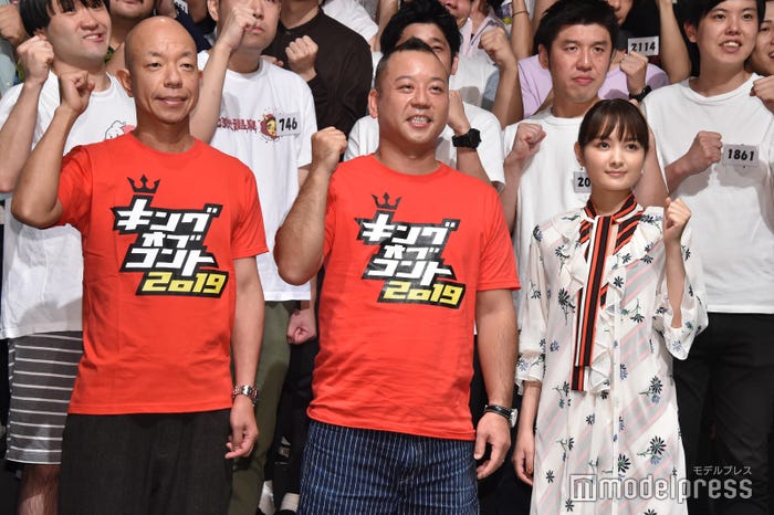 バイきんぐ、葵わかな (C)モデルプレス