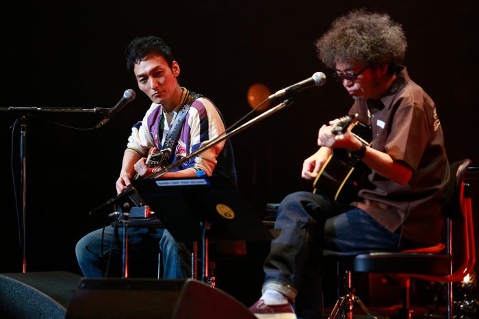 草なぎ剛、奥田民生/Photo:新保勇樹/11月27日公演