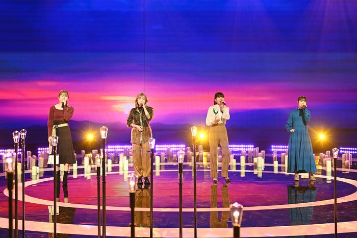 Little Glee Monster(左から)かれん、MAYU、manaka、アサヒ/リハーサル時撮影(C)NHK