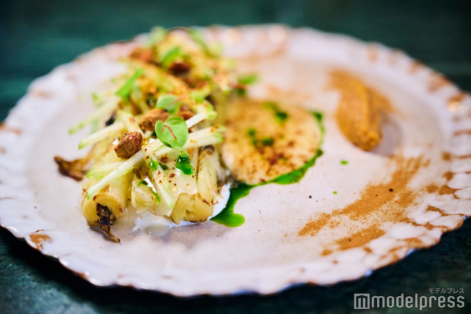 カリス（C）モデルプレス