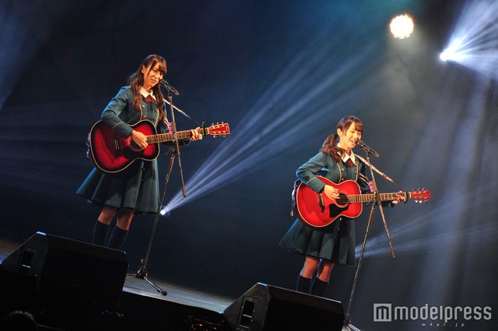 小林由依、今泉佑唯(C)モデルプレス