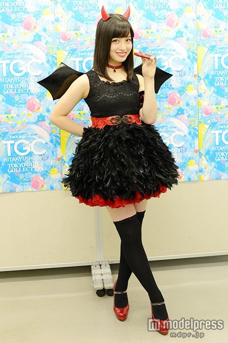 橋本環奈、“小悪魔”になれる秘訣とは モデルプレスインタビュー