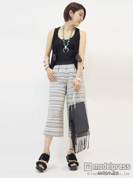 ビッグバックルファーウェッジ「NINE」32,400円(税込)