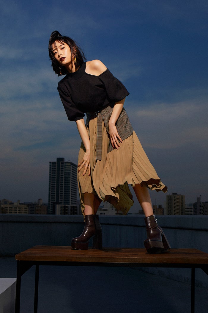 吉田志織 モデル が熱愛 大学や事務所髪型は 美脚も紹介 吉田志織 モデル が熱愛 大学や事務所髪型は 美脚も紹介