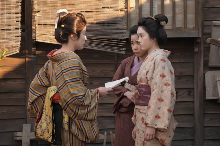 さとうほなみ、円井わん、高石あかり「ばけばけ」第21話(C)NHK