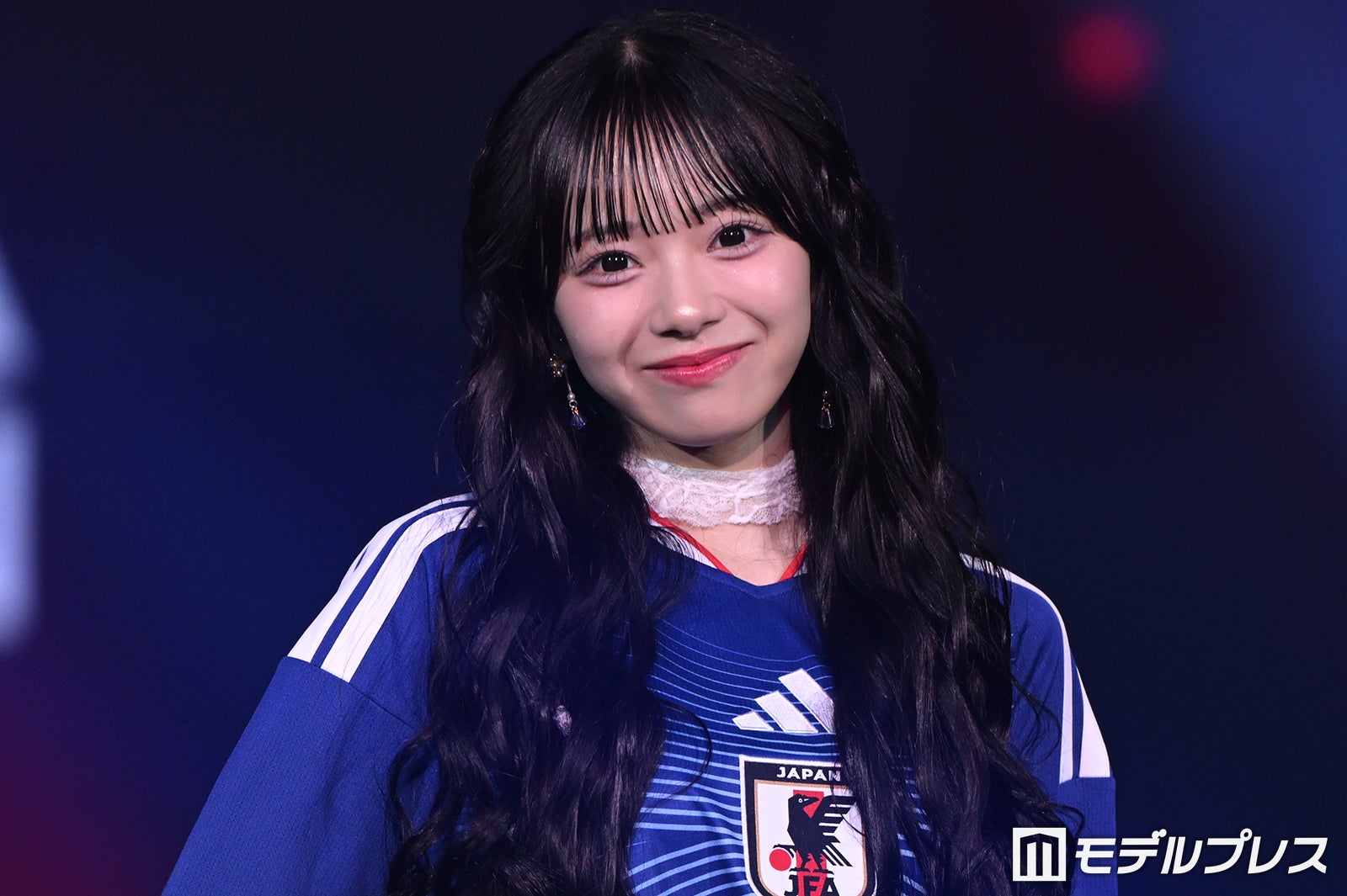 CUTIE STREET増田彩乃、ユニフォーム×シースルスカートのカジュアルスタイル「さすがの着こなし」「おめめパッチリ」とファン絶賛【オキコレ2026】
