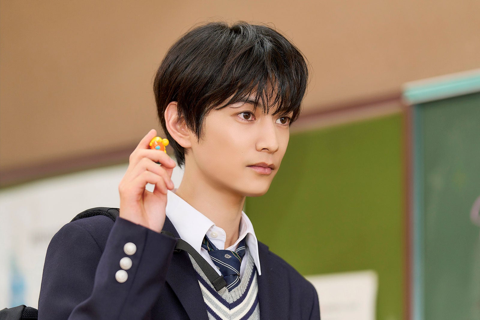 渡邊圭祐（C）映画「女神降臨」製作委員会