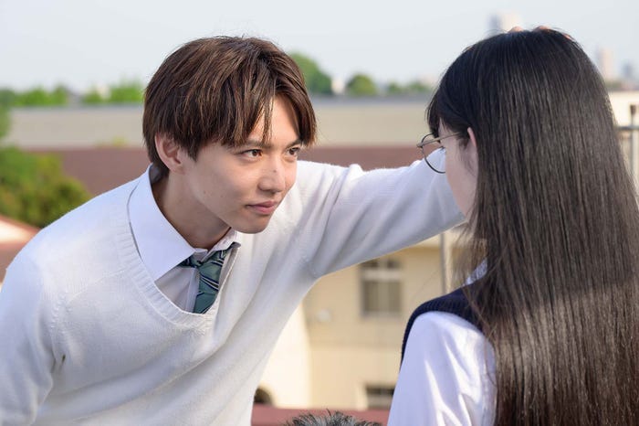 佐藤大樹「理想ノカレシ」第1話より(C)「理想ノカレシ」製作委員会