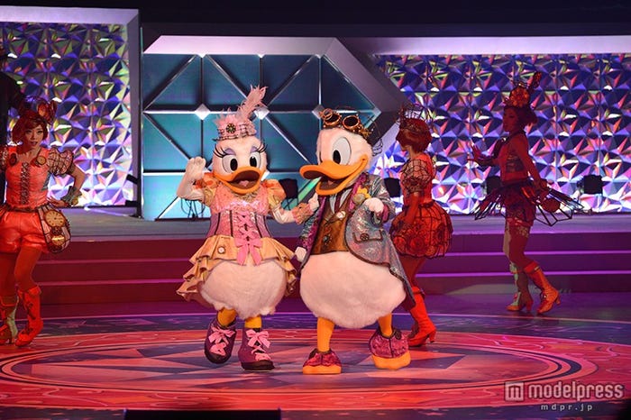 「東京ディズニーリゾートスペシャルプログラム」より/ディズニーファンのイベント「D23」(C)Disney