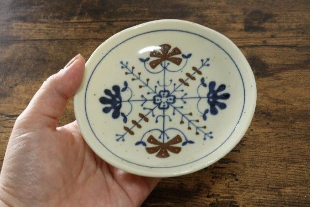 ダイソー　プラント　小皿（12×H2cm）