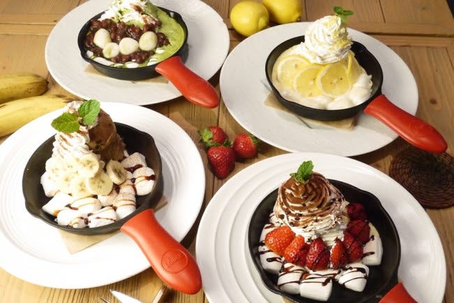 焼きマシュマロに山盛りホイップON!フォトジェな新スイーツ「マウンテンスモア」に注目