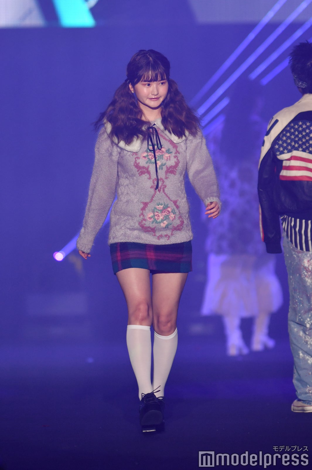 （C）モデルプレス