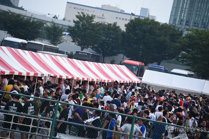 「TOKYO IDOL FESTIVAL 2015」握手会・物販ブース