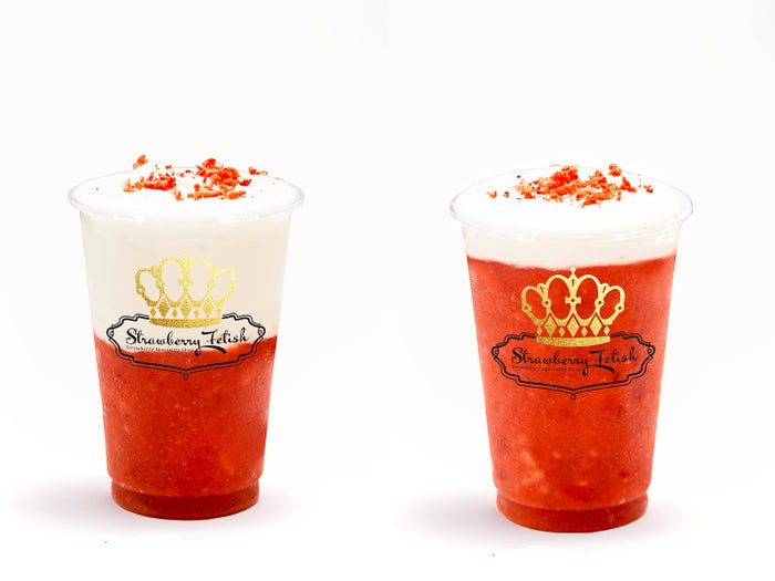 （右から）ストロベリー×ミルク 550円（税込）、ストロベリー×ストロベリー 650円（税込）／画像提供：Sugar Factory
