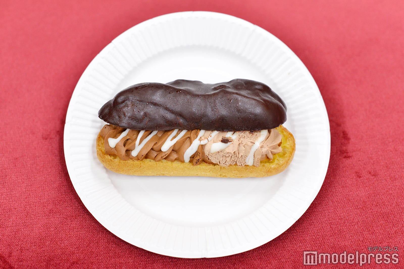 クワトロチョコエクレア（C）モデルプレス