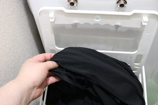 折り畳み式ランドリーバスケット　使用例