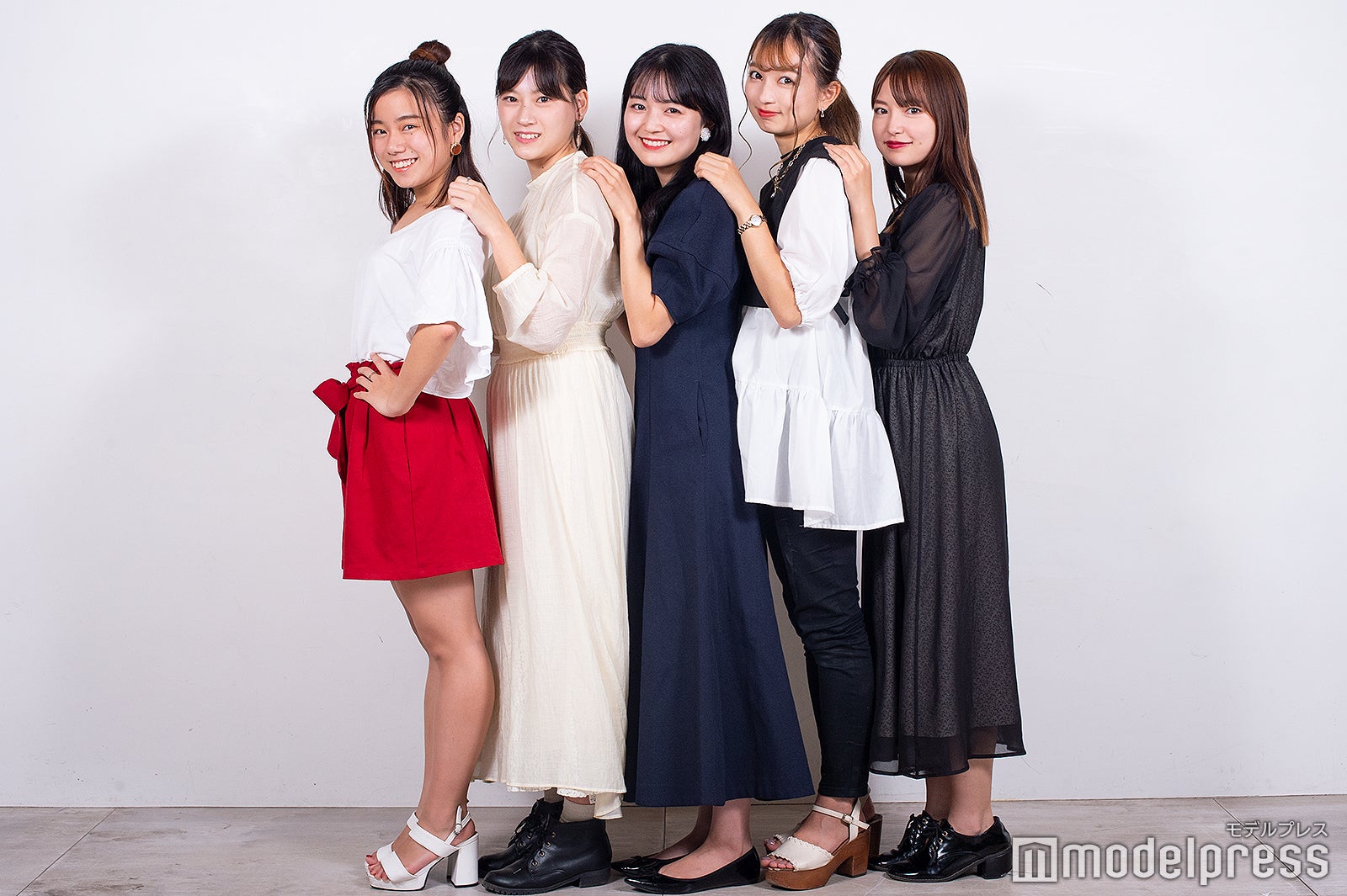 大野夢月さん、田中晴菜さん、北野百笑さん、五十子萌乃さん、松本華さん／「Ms. YNU Contest 2021」ファイナリスト（C）モデルプレス