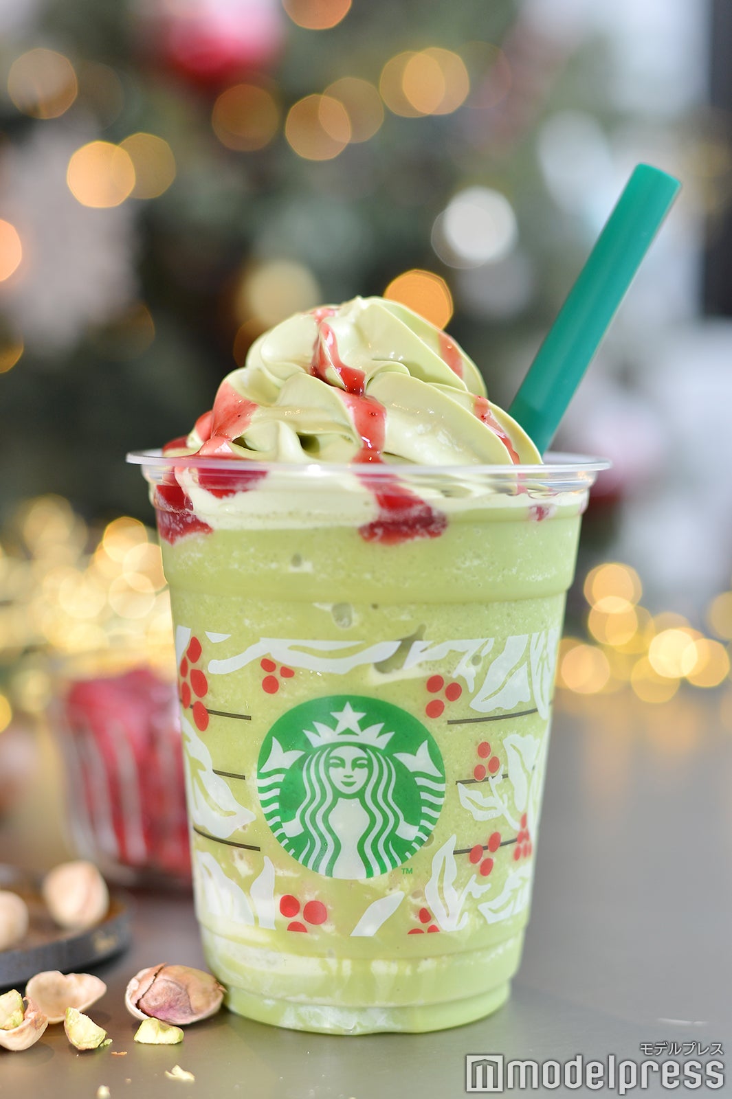 ピスタチオ クリスマス ツリー フラペチーノ （C）モデルプレス