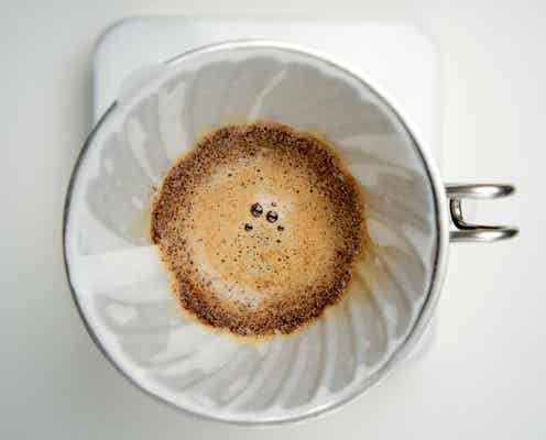シンガポール発コーヒー店「アルケミスト」東京店舗のメニュー&内装公開