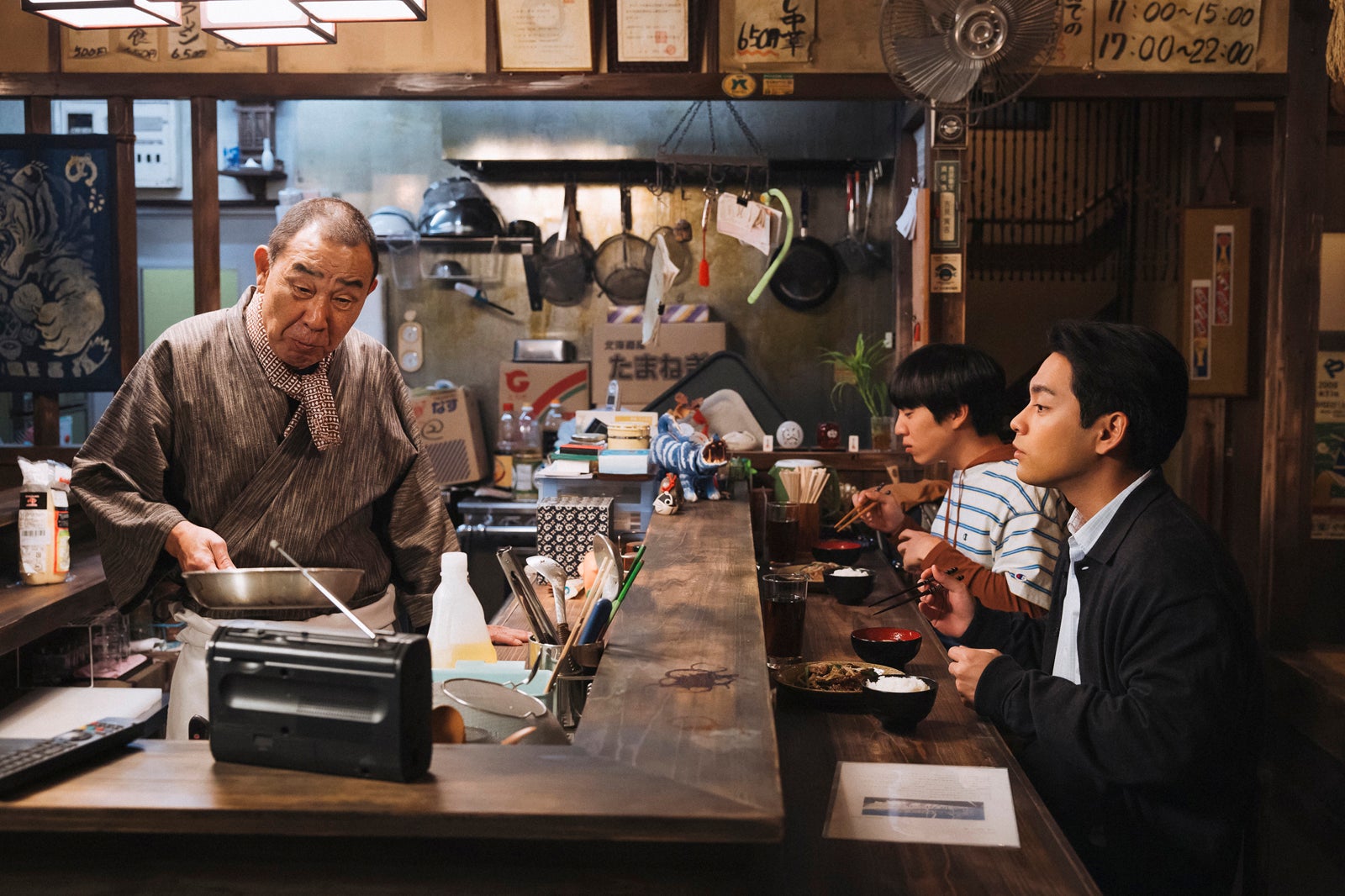 でんでん、坂東龍汰、柳楽優弥「ライオンの隠れ家」第9話（C）TBS