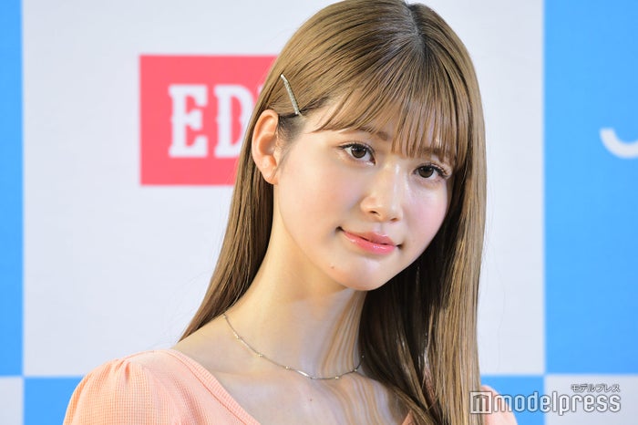 中条あやみ 生見愛瑠 お揃いヘアの密着ショット披露 双子みたい 仲良し の声続々 モデルプレス