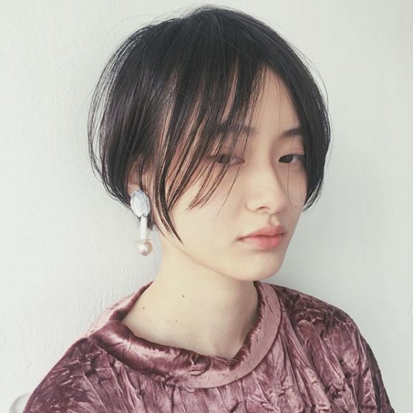 アシメショートヘア特集 可愛い かっこいいまで叶う大人女性向けスタイル モデルプレス