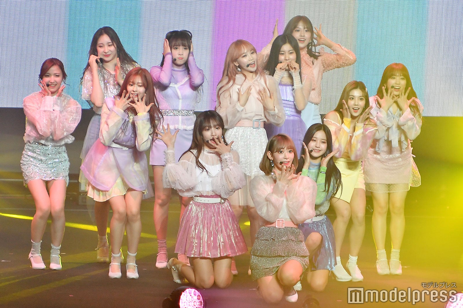 IZ*ONE （C）モデルプレス